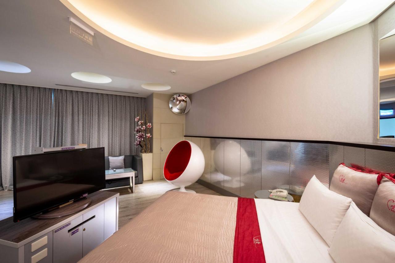 Only Love Motel Xindian Luaran gambar